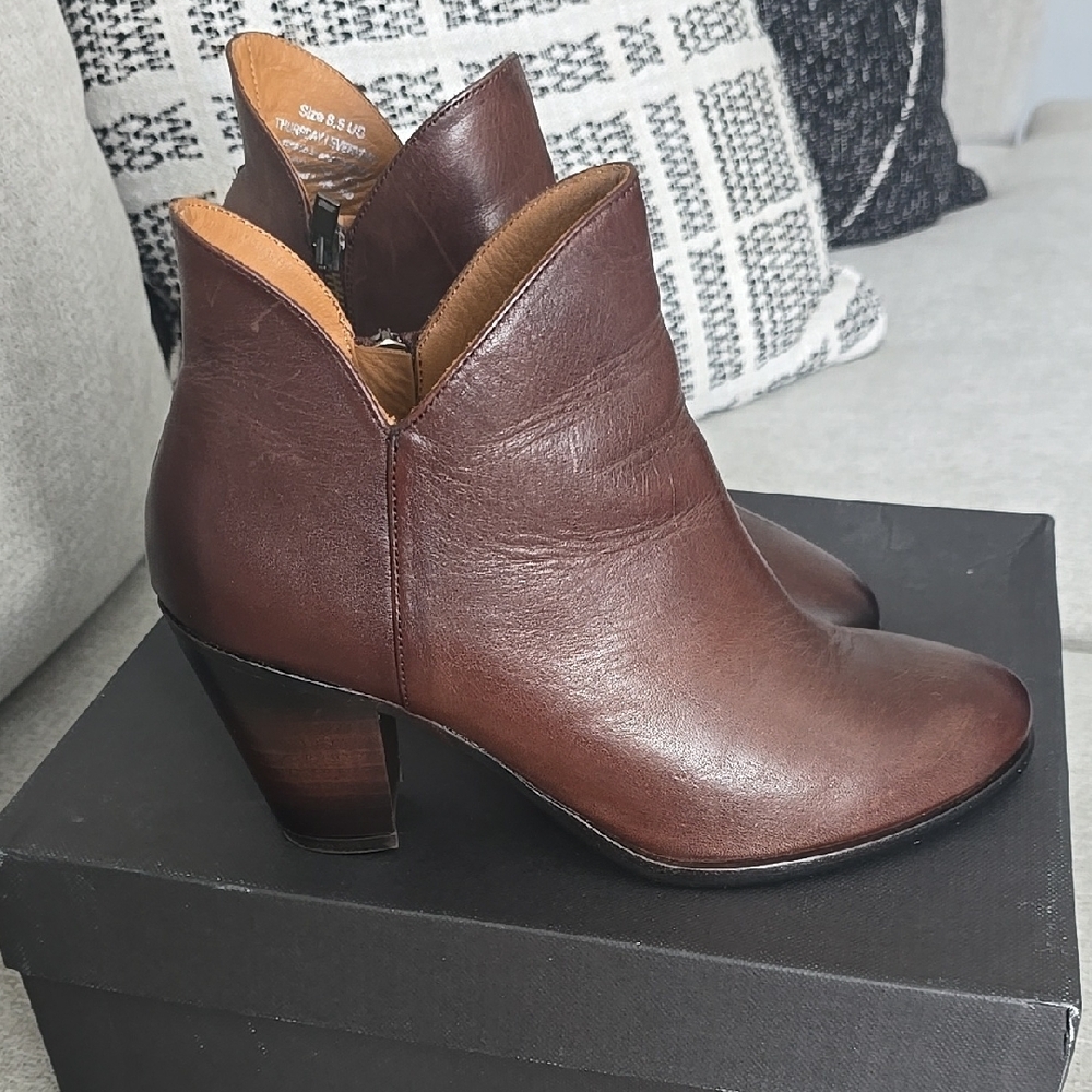 Elegant Brown Leather Ankle Boots
